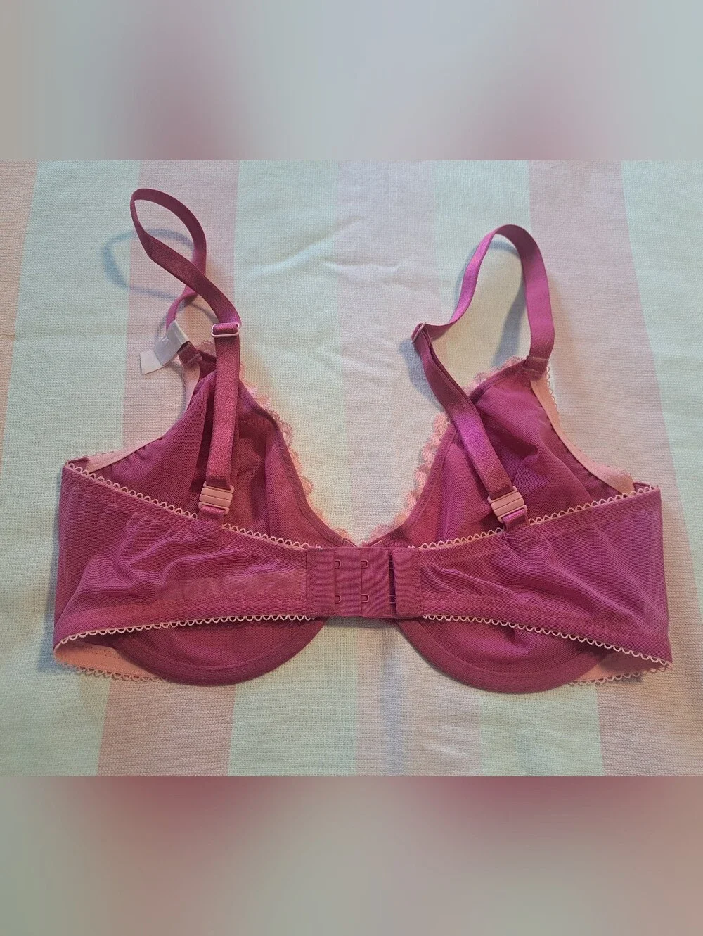 VS Unlined bra (34DD) New